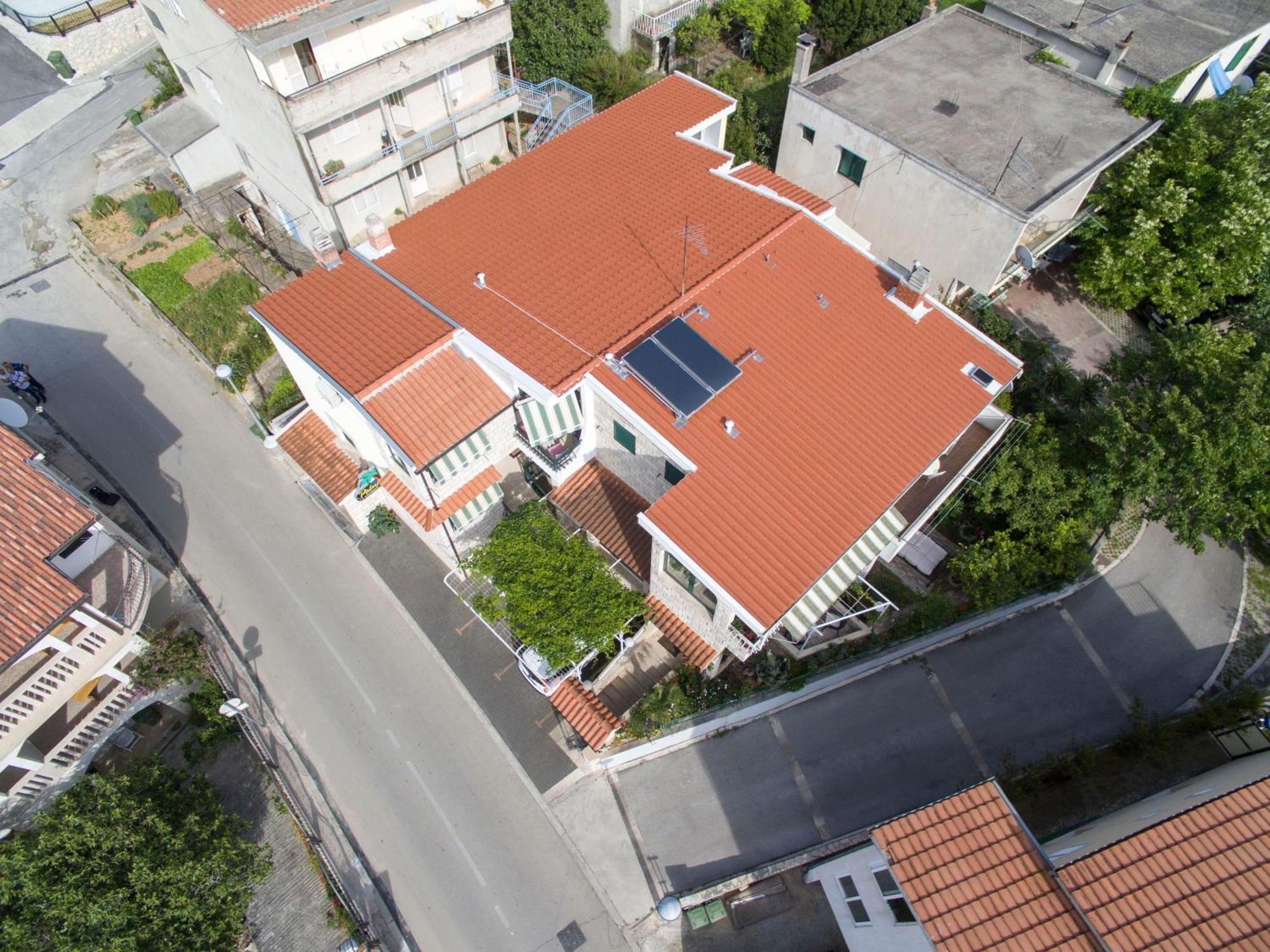 Apartment Komfortable Mit Balkon